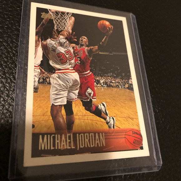 Ungraded Michael Jordan 1996 Topps #139 Card Mint Condition - Picture 5 of 6
